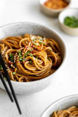  Taizhou Sesame Paste Noodles: Where Creamy Comfort Meets Tangy Delight!